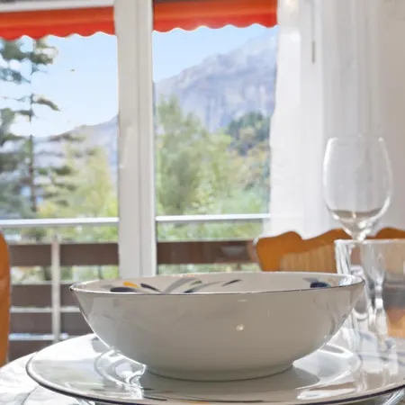 Daire Lumineux Avec Vue Sur Les Montagnes